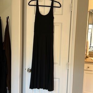 Carly Jean Los Angeles midi dress